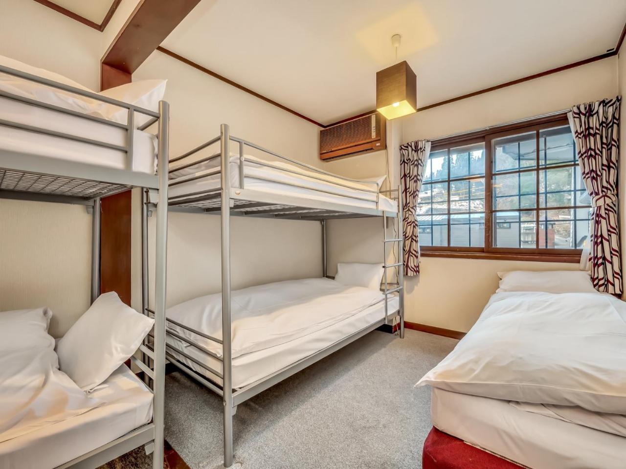 Hakuba Gondola Hotel Экстерьер фото